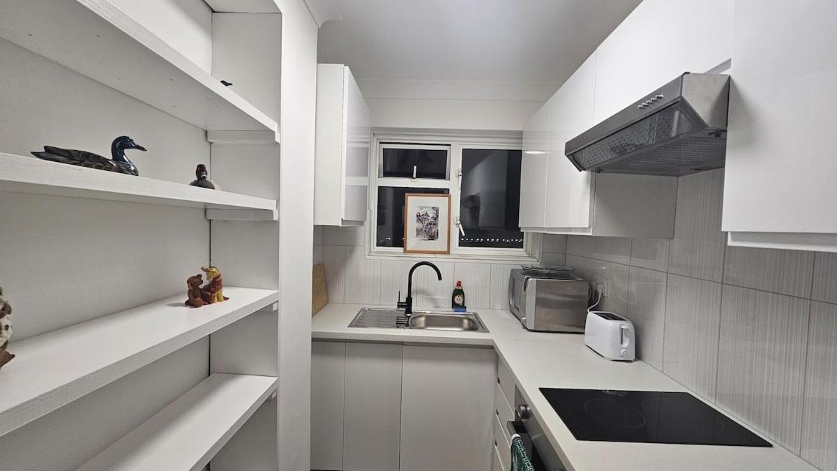 Earl's Court 2 Bed Terrace Flat Appartement