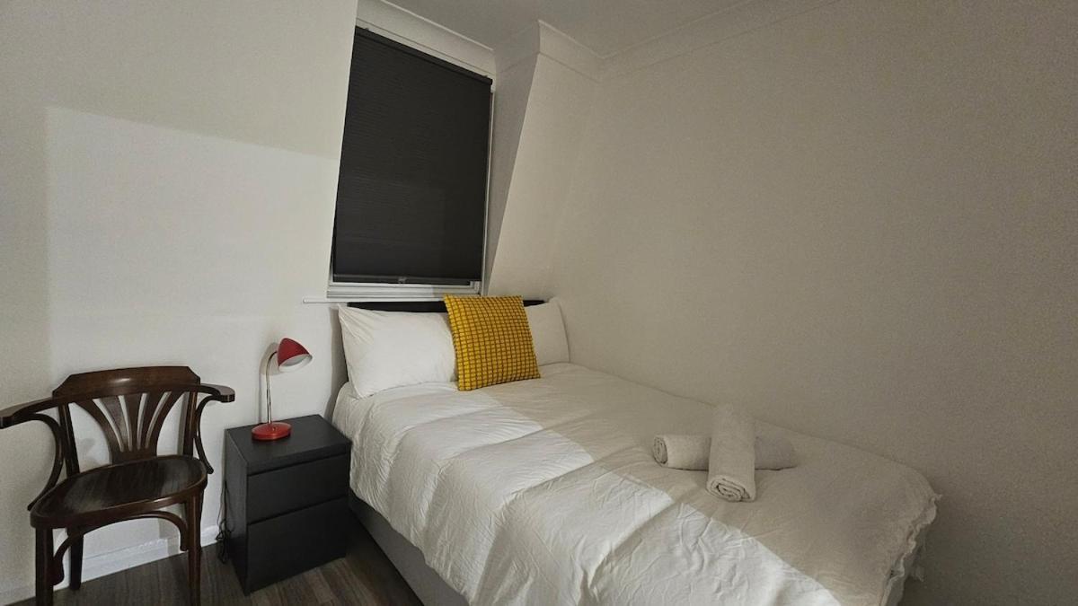 Earl's Court 2 Bed Terrace Flat Appartement Londres